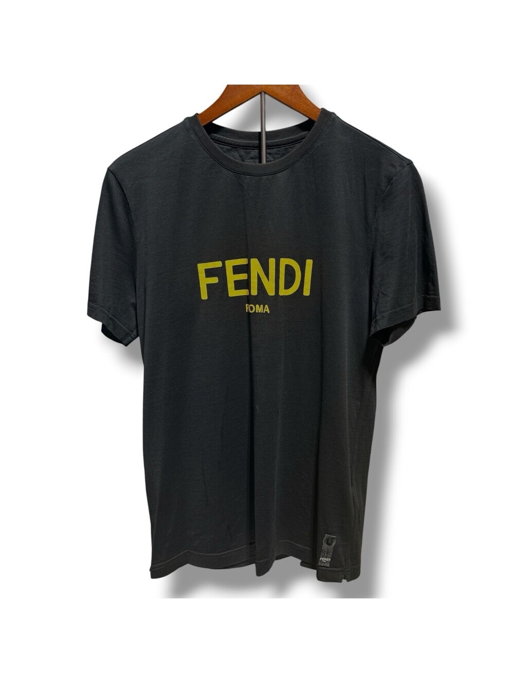 Fendi Roma Logo T-Shirt Black Yellow Gold Size M Made in Italy Designer